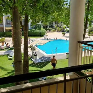 https://royal-136-by-crown.eilathotels.net