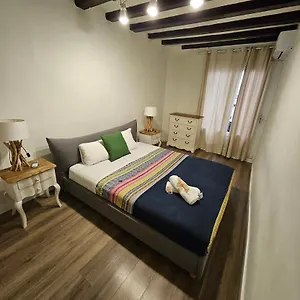 Family Flat Near Ramblas Bcn 5 Appartamento