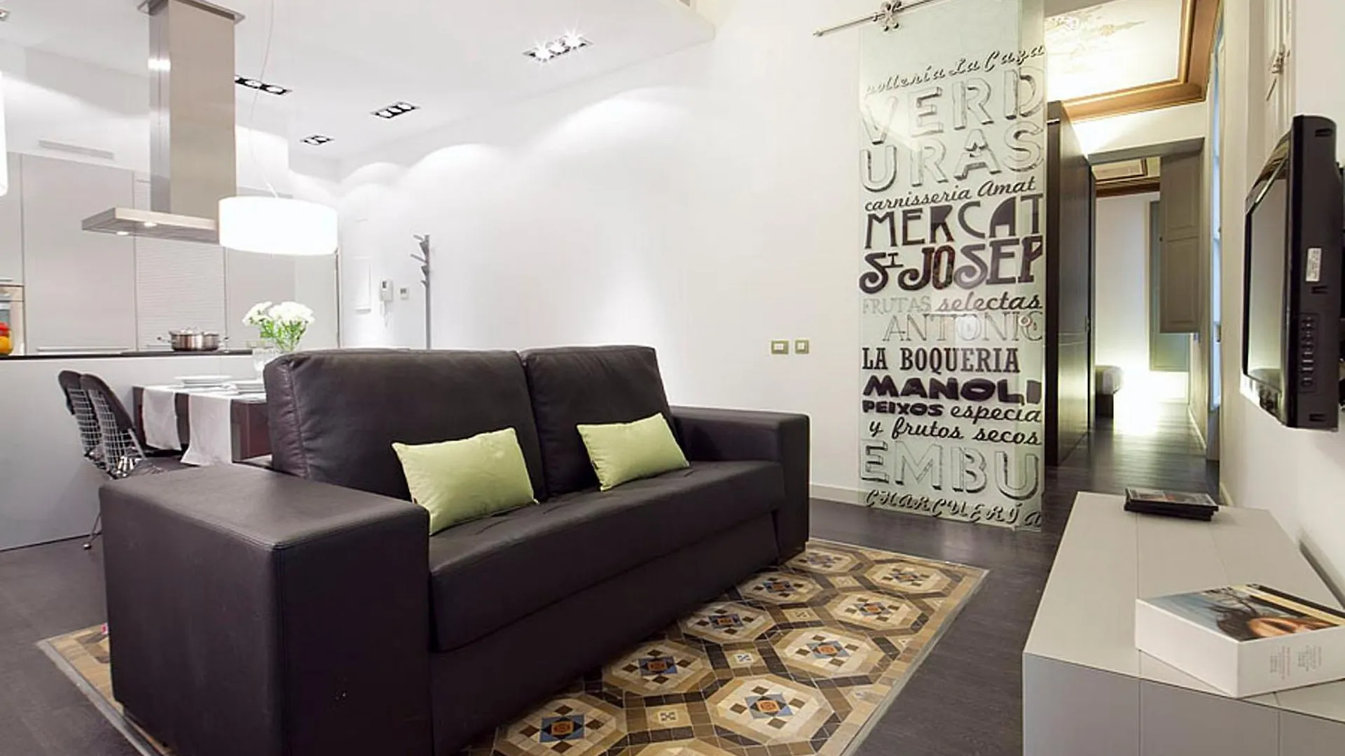 Ola Living Portaferrissa Apartment Barcelona Spain