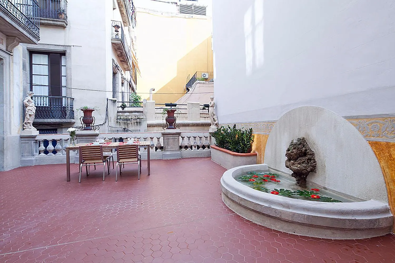 Ola Living Portaferrissa Apartment Barcelona 0*,